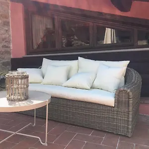 Chalet River Idyll 
